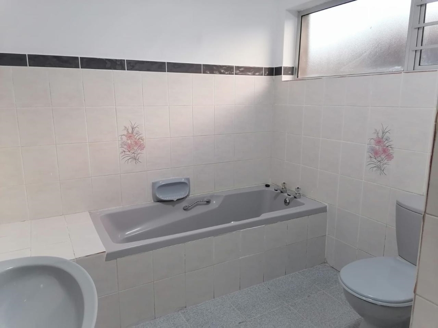 To Let 1 Bedroom Property for Rent in Ottery Western Cape